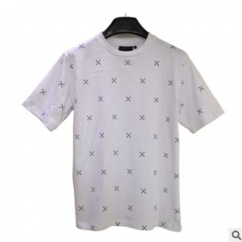 青春時尚風格印刷圓領精梳棉短袖T恤定制批發