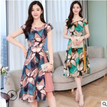 很仙的連衣裙女夏季法國(guó)小眾大碼遮肚正式場(chǎng)合雪紡裙
