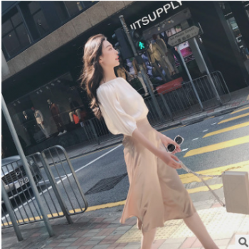 實拍2019春季女裝新款時尚氣質一字肩上衣搭配A字裙輕奢風套裝裙