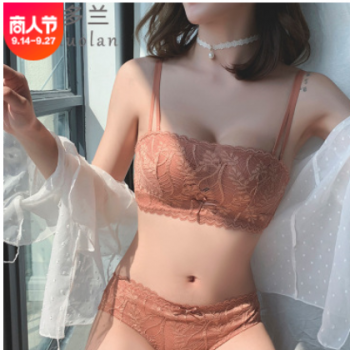 廠家直銷 性感蕾絲少女聚攏收副乳內(nèi)衣無鋼圈小胸防下垂文胸套裝