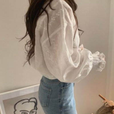 韓國ins甜美系少女早春小清新減齡蕾絲勾花燈籠長袖襯衫女上衣