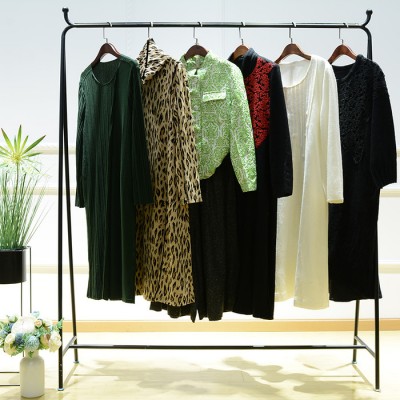 金兆成棉麻連衣裙女裝走份批發(fā) 女裝直播貨源時(shí)尚大碼女裝走份拿貨 女裝特賣場一手貨源 金兆成大碼女裝