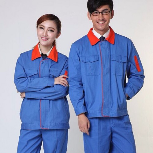 定制工作服廠家說襯衫很脆弱你了解嗎