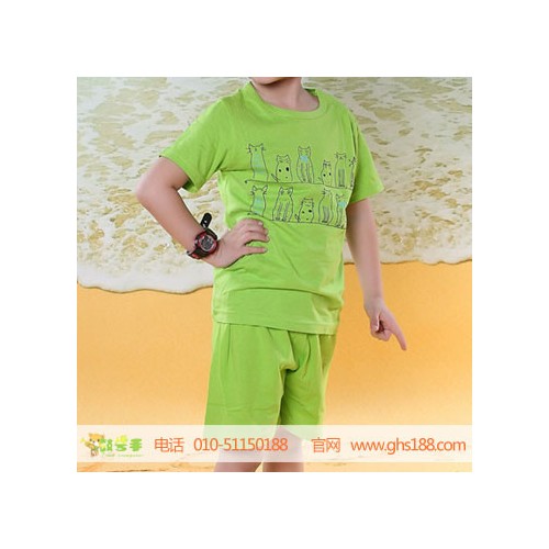 供應(yīng)鼓號手童裝打破服裝設(shè)計傳統(tǒng)概念