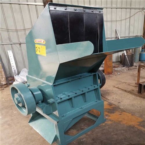 專業(yè)生產(chǎn)滌綸料強(qiáng)力破碎機(jī) 批發(fā)塑料蔬菜筐高速粉碎機(jī)**價廉