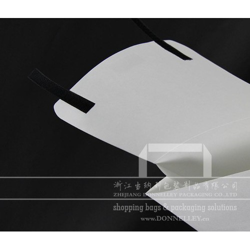 浙江當納利 創(chuàng)意包裝袋設(shè)計，魔術(shù)貼白牛皮紙信封袋，新款個性檔案袋裝內(nèi)衣，杭派服裝購物袋定做 創(chuàng)意信封袋