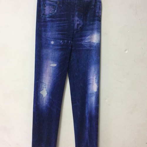 三賀褶衣褲子專業(yè)壓褶廠家牛仔褲壓褶