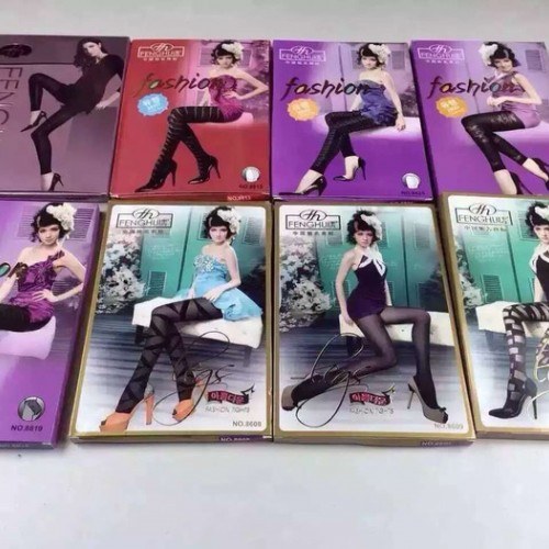 義烏嘜豐電子商務(wù)有限公司處理庫(kù)存冬款雜款女士性感印花保暖打底褲三元處理地?cái)傄故汹s集貨源