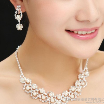 飾品雛菊韓式新娘項鏈耳環皇冠三件套水鉆婚紗禮服配飾頭飾品