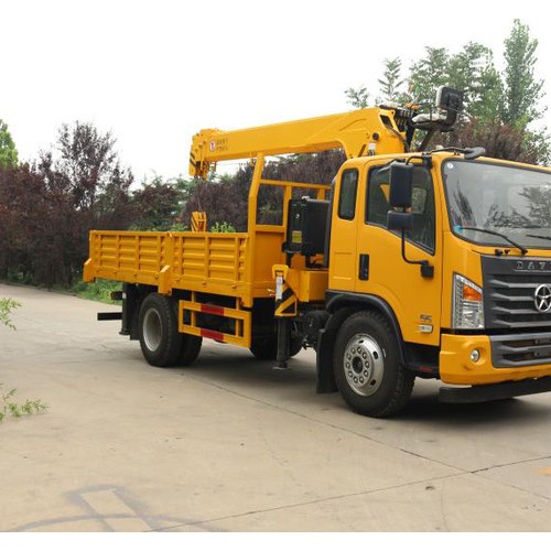 8噸東風隨車吊 國五上牌中小型隨車吊帶爬梯  8噸自制隨車吊價格便宜