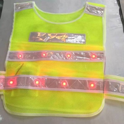 偉豪 帶燈加厚網反光背心正面