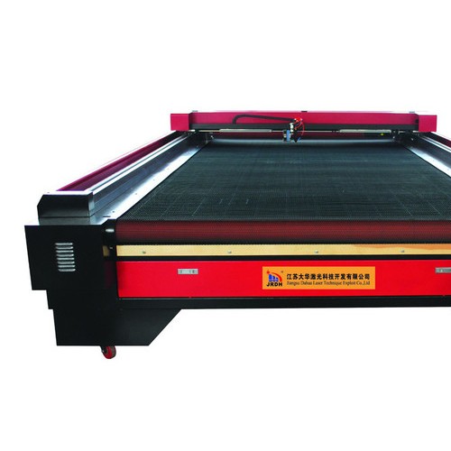 直銷 大幅面無紡布自動送料激光裁床/切割機 激光裁床 江蘇大華 品牌產品