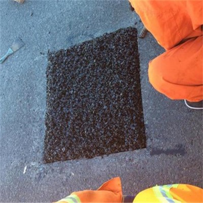 道路瀝青冷補(bǔ)料、粘結(jié)性好、施工方便、道路白改黑瀝青冷補(bǔ)料、無紡布冷補(bǔ)料