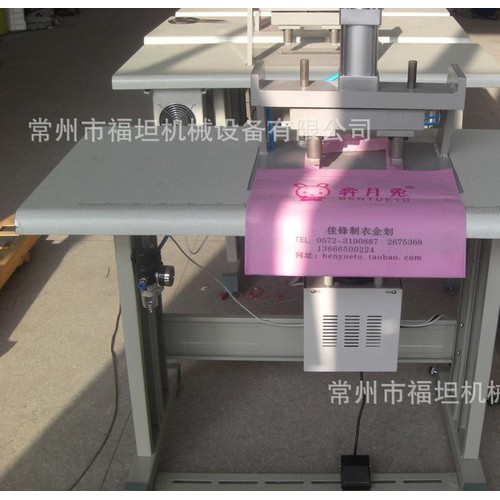 無紡布袋提手焊接機(jī)，無紡布點(diǎn)帶機(jī)，無紡布燙把機(jī)