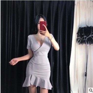 夜店女裝性感連衣裙2018夏低胸V領(lǐng)短袖高腰包臀荷葉邊魚尾裙H2508