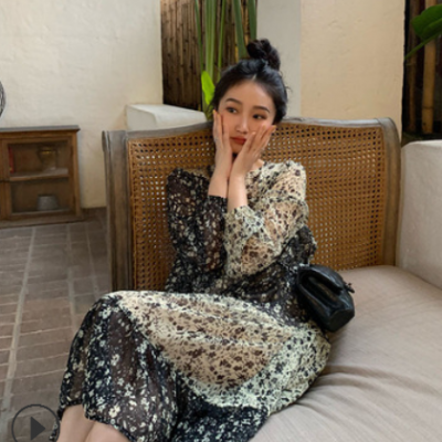氣質優雅浪漫法式碎花連衣裙設計感時髦春2021新款女氣質長裙女裝