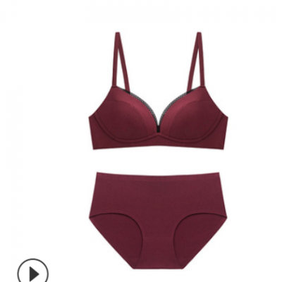 2021春夏法式蕾絲少女內衣女無鋼圈文胸套裝夾棉薄杯聚攏胸罩女