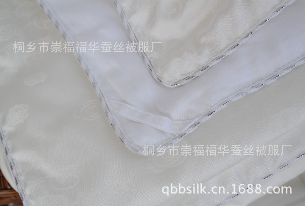 錢寶寶蠶絲被**桑蠶絲空調(diào)被夏涼被提花**送禮