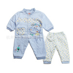 供應批發(fā)童裝嬰幼寶寶套裝小豬納福3536全棉環(huán)保卡通小熊套裝