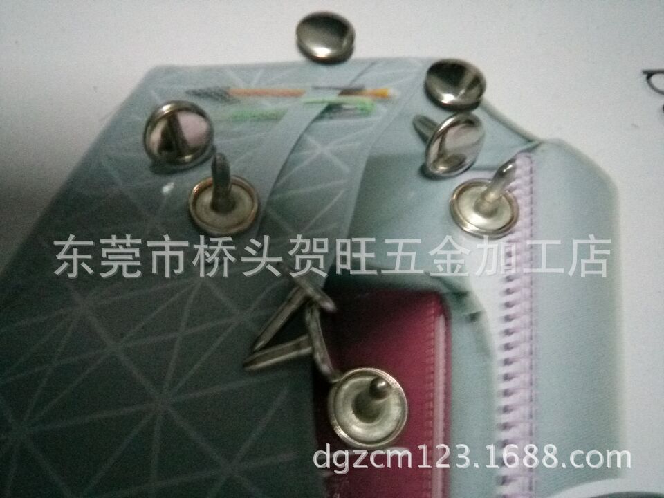 11長的雙節鐵撞釘