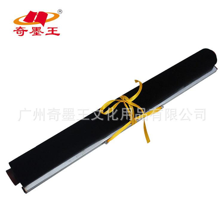 黑底鋼軸