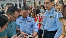 這個(gè)區(qū)邀請(qǐng)專家上門“問(wèn)診”漢派服裝