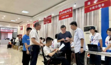 江西服裝學(xué)院暖心迎特殊新生